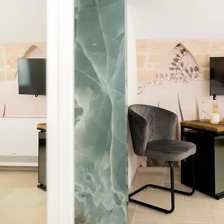 בית הארחה Monsignore Luxury מונופולי