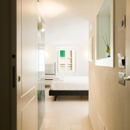 Monsignore Luxury 4* מונופולי