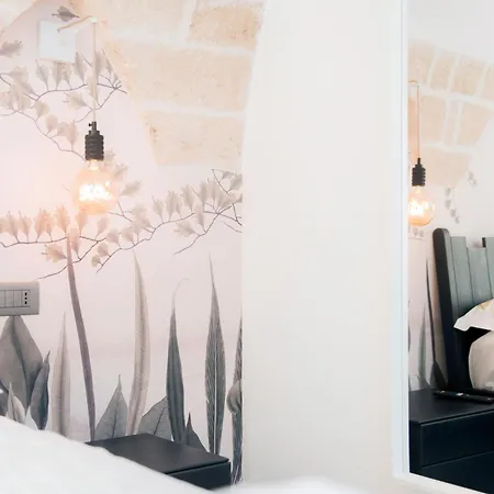 Monsignore Luxury בית הארחה 4*
