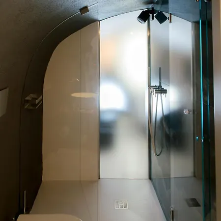 Monsignore Luxury