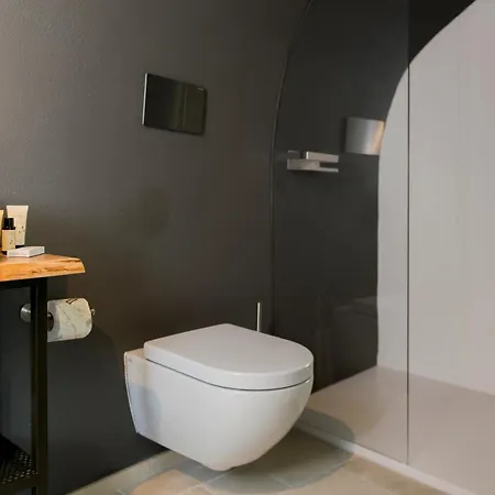 Monsignore Luxury בית הארחה 4*