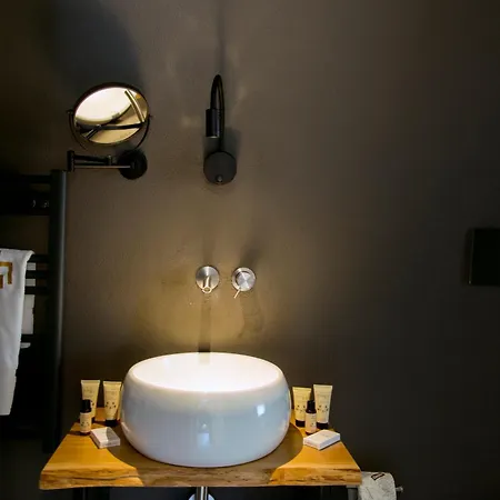 בית הארחה Monsignore Luxury 4*