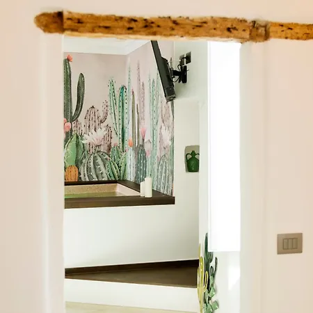 Monsignore Luxury